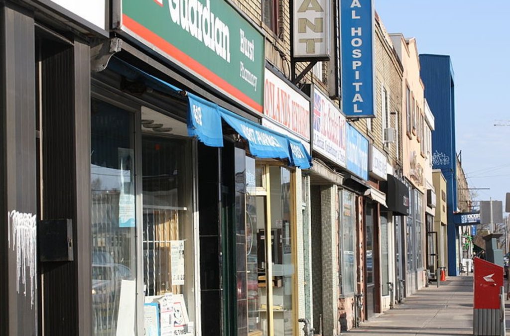 Woodbine_Toronto_ElCheapoMovers_Moving_Company